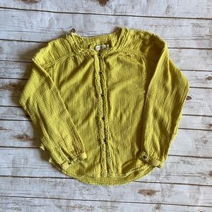 💜 WE THE FREE yellow long sleeve button front top